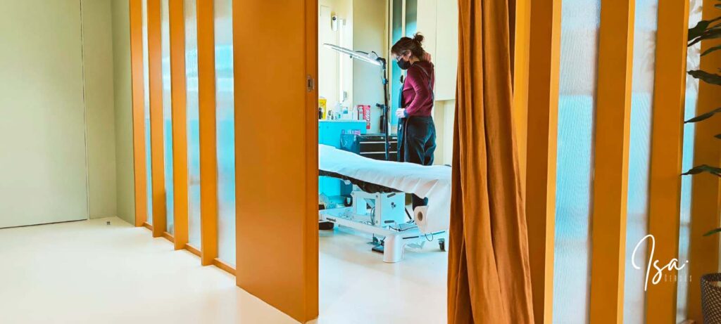 Especialista tatuaje de areola - Isa Cercós