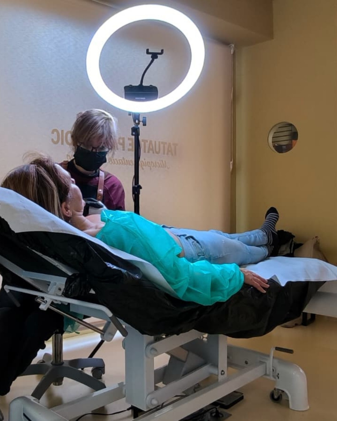 camuflar cicatriz periareolar